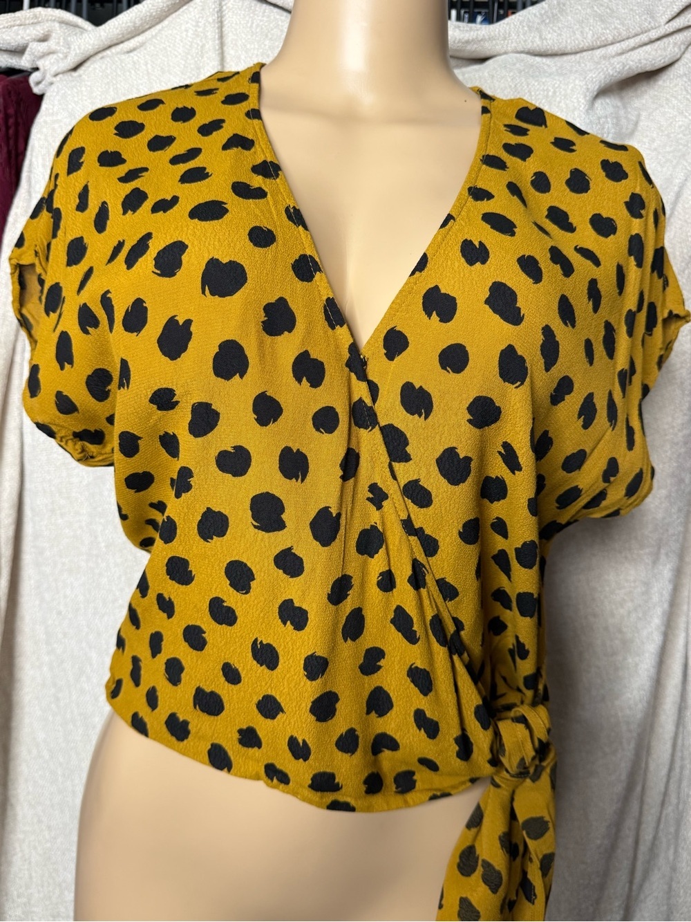 Madewell leopard print wrap blouse Mustard Yellow With Black Spots Women’s Sz S